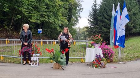 Slovesnost uradne predaje obnovljene občinske ceste na Veščici 13
